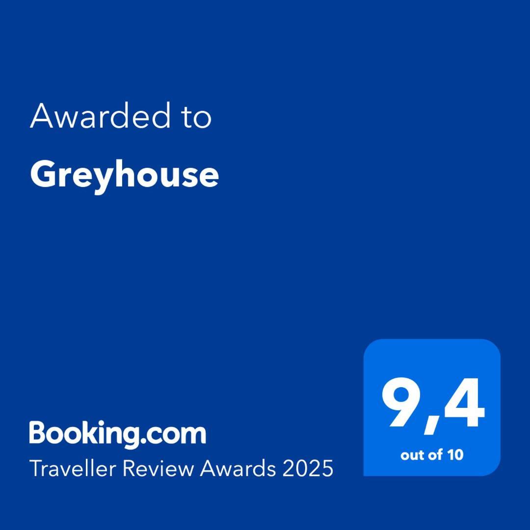 Greyhouse Villa Puerto Natales Exterior photo